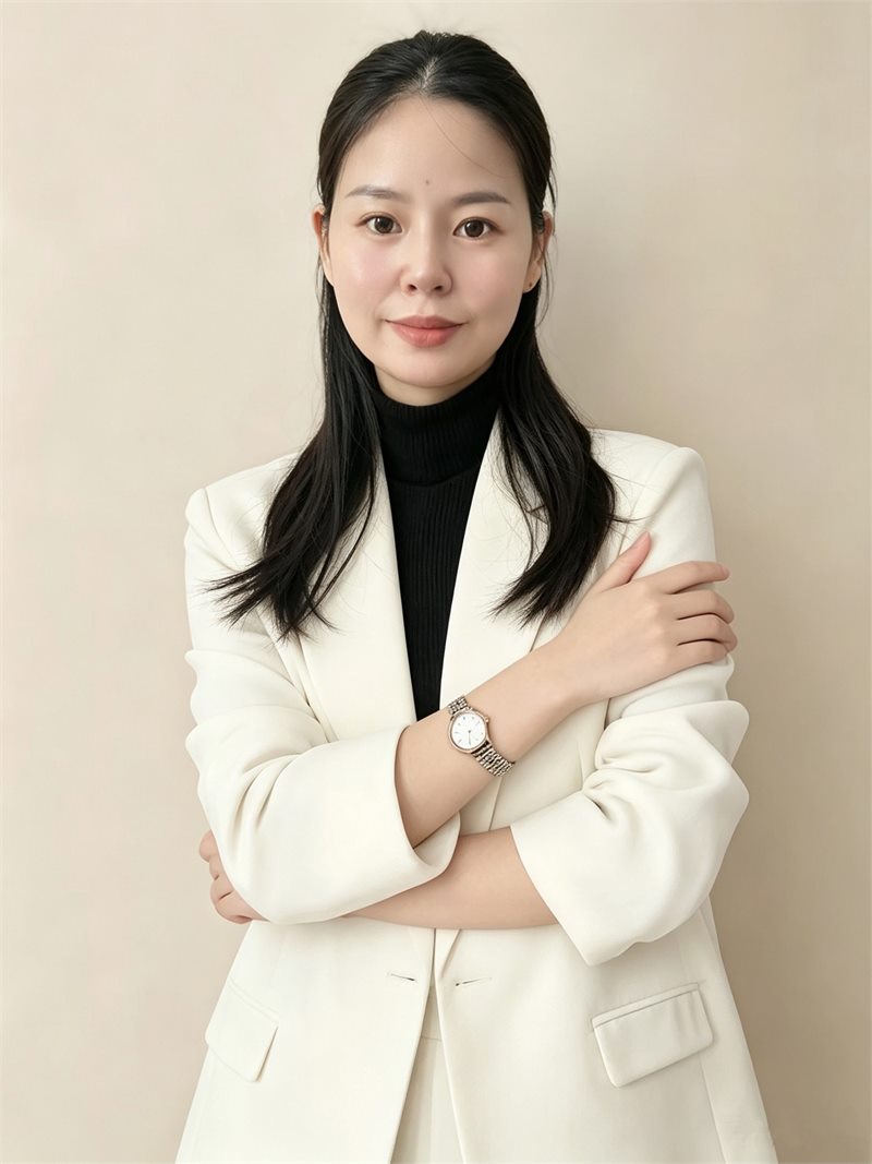 coco huang portrait